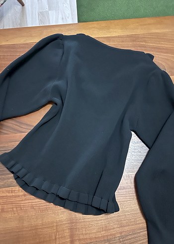 MUDO Fırfırlı V Yaka Siyah Triko Bluz - Görsel 4