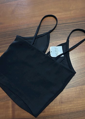 Siyah V Yaka İnce Askılı Büstiyer - Görsel 3