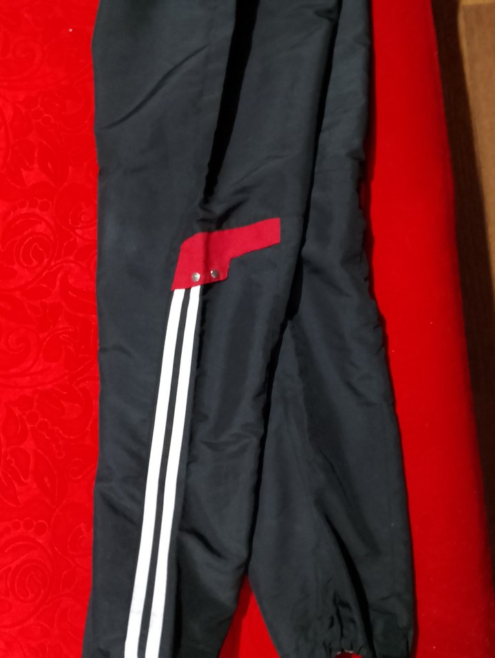 Siyah su geçirmez kumaş esofman alt - Görsel 2