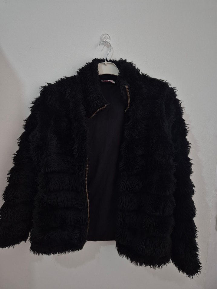 Siyah Kısa Peluş Kadın Ceket - Görsel 3