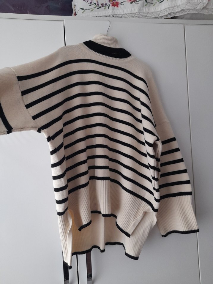 Kadın Beyaz Siyah Çizgili Boğazlı Triko Kazak - Görsel 2