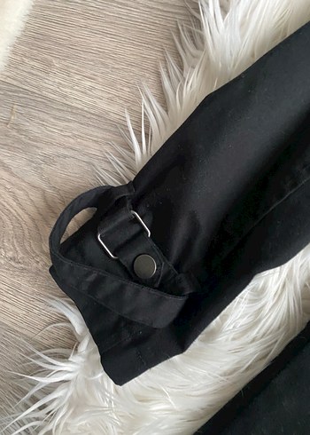 Düğmeli Siyah Midi Trenchcoat - Görsel 4