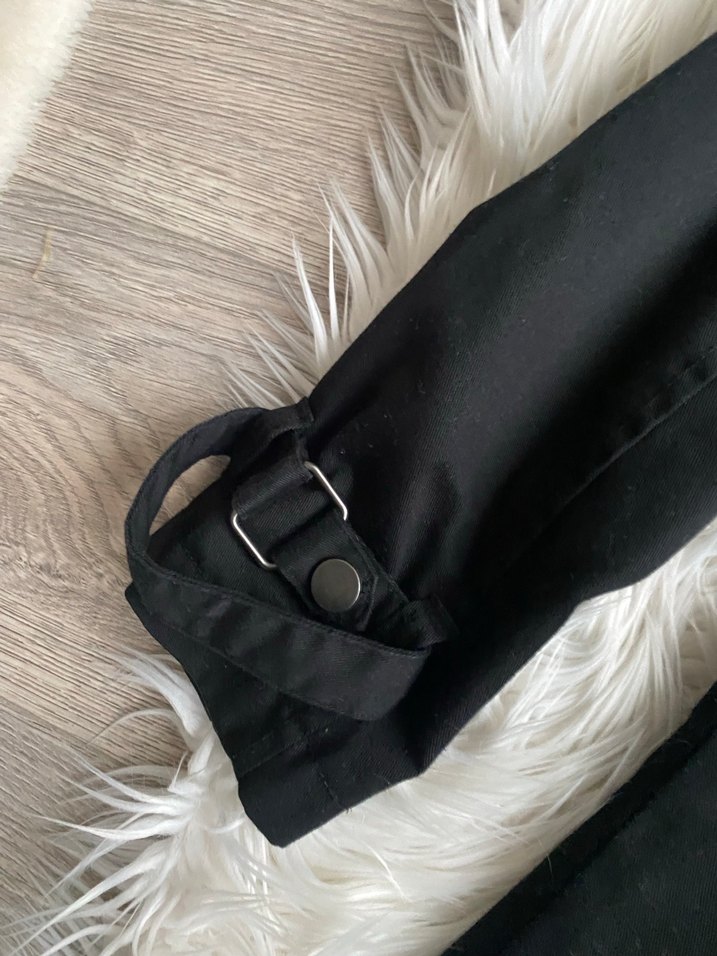 Düğmeli Siyah Midi Trenchcoat - Görsel 4