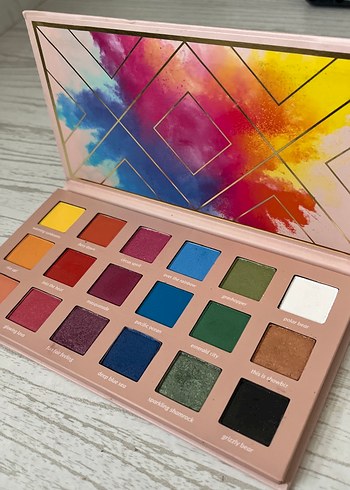 Çok Renkli Göz Farı Paleti (rossmann) - Görsel 2