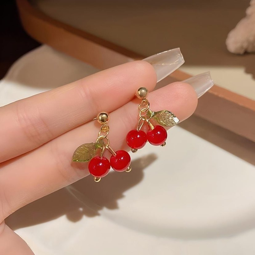 Kiraz Boncuklu Küpe - Görsel 3