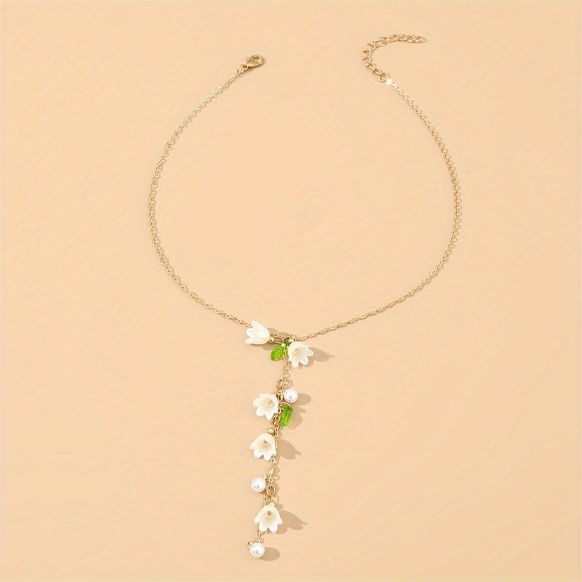 Beyaz çiçekli kolye - Görsel 2