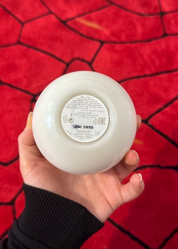 Oriflame Possess Parfümlü Vücut Kremi 250 ml - Görsel 5