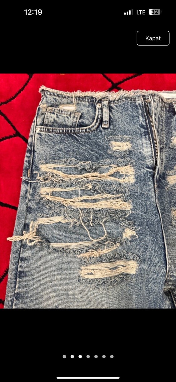 Kadın Mavi Yırtıklı Bol Kesim Pantolon - Görsel 3