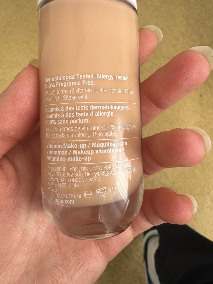 Clinique Even Better Clinical SPF 50 Fondöten — görsel 4/8