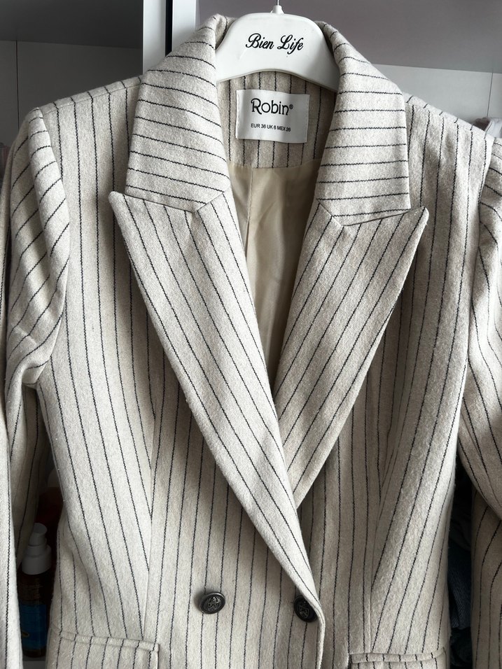 Çizgili Beyaz Kadın Blazer Ceket - Görsel 3