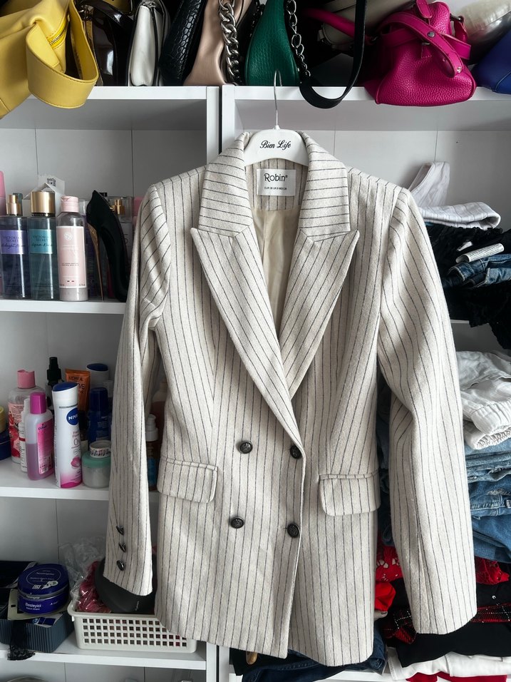 Çizgili Beyaz Kadın Blazer Ceket - Görsel 2