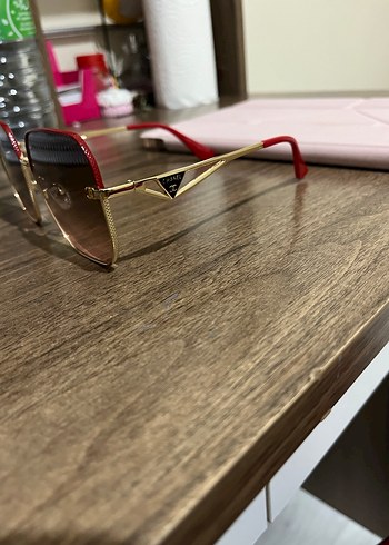 Chanel güneş gözlüğü - Görsel 3