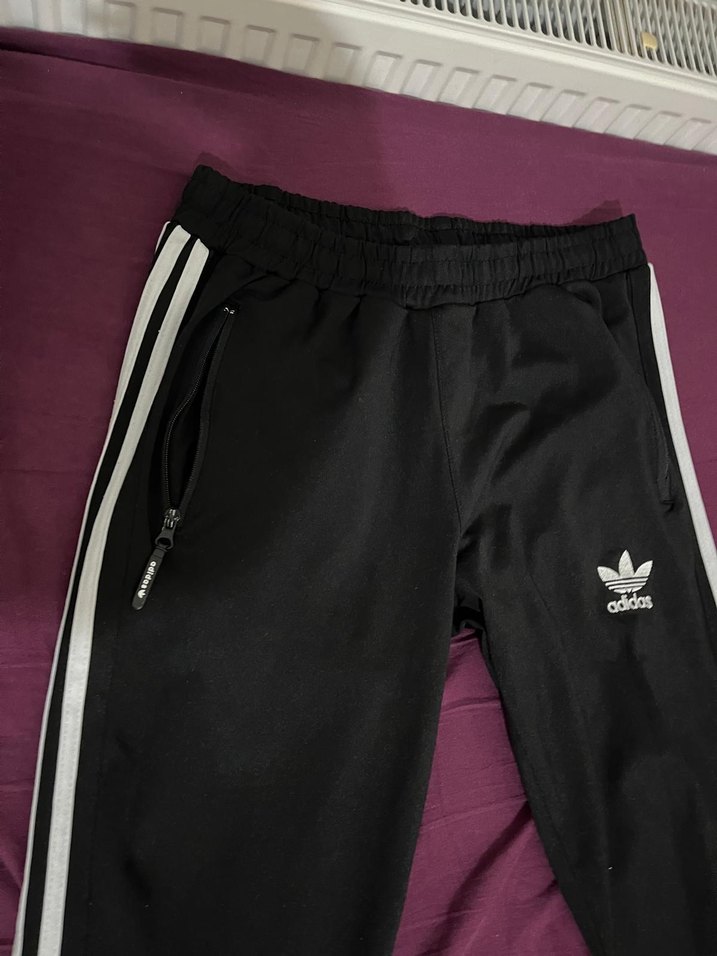 Adidas Siyah Beyaz Fermuarlı Kadın Eşofman Takımı - Görsel 3