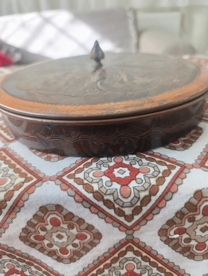 Osmanlı Dönemi İşlemeli Metal Tabak - Görsel 2