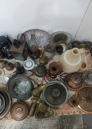 çeşitli tarihi eşyalar - Görsel 2