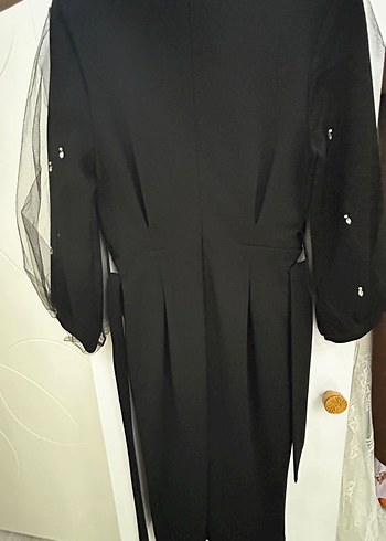 Kısa Siyah  V Yaka Kadın Elbise - Görsel 5