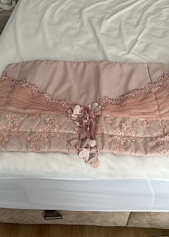 Pembe Nakışlı Dekoratif Yastık - Görsel 7