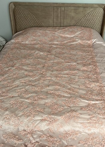 Pembe Nakışlı Dekoratif Yastık - Görsel 10