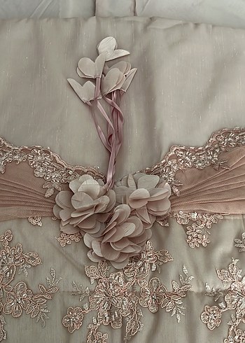 Pembe Nakışlı Dekoratif Yastık - Görsel 9