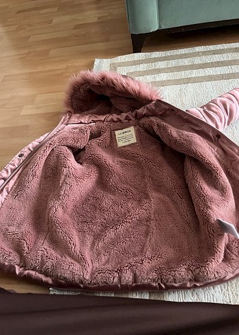 Kürklü Parlak Pembe Kız Çocuk Mont - Görsel 2