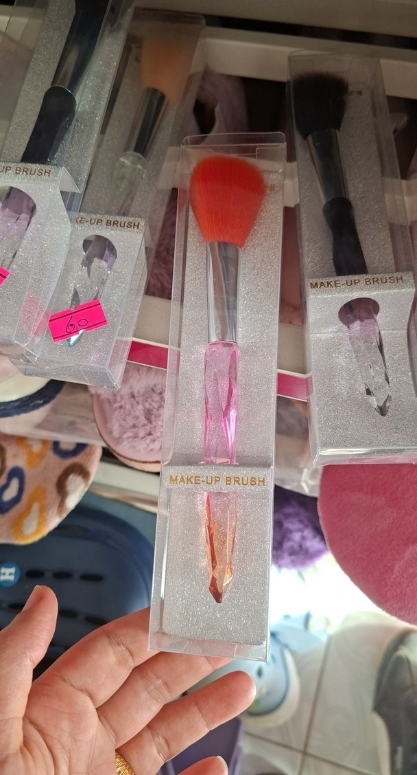 Pembe Makyaj Fırçası - Görsel 3