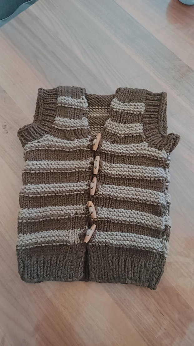 Erkek Çocuk Gri Triko Boğazlı Yelek - Görsel 4