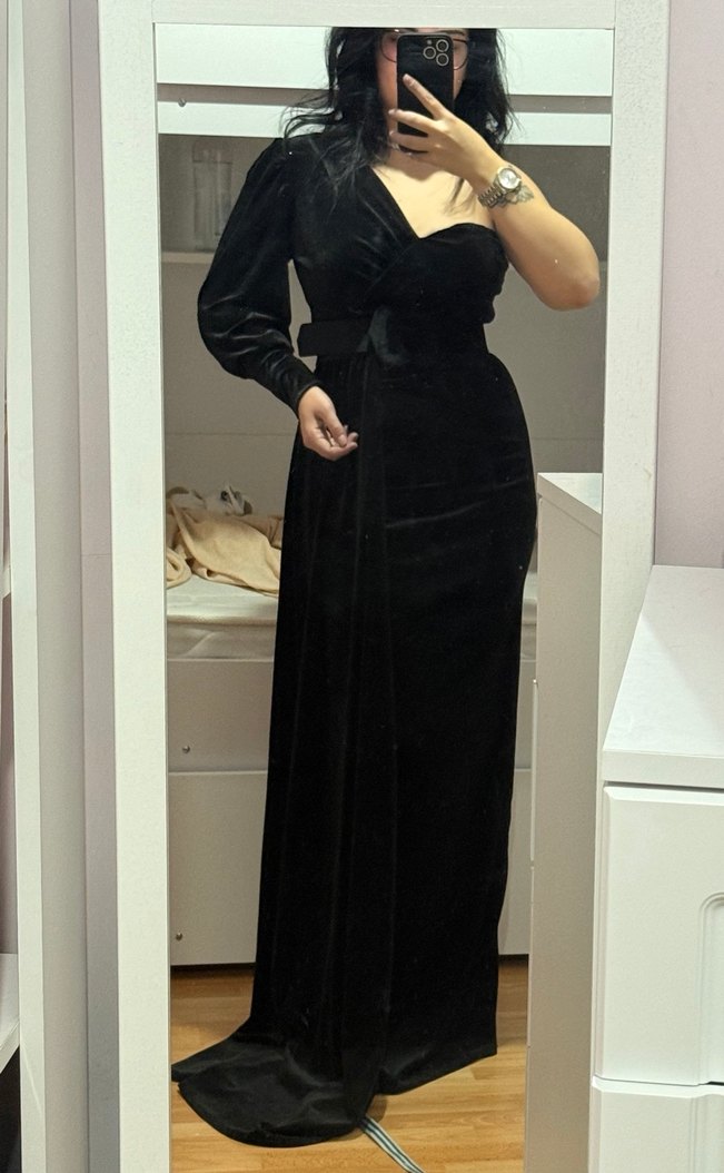 Siyah Drapeli Straplez Uzun kadife Abiye Elbise - Görsel 3