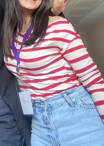 Kırmızı Çizgili Bluz - Görsel 3