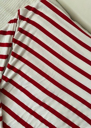 Kırmızı Çizgili Bluz - Görsel 4