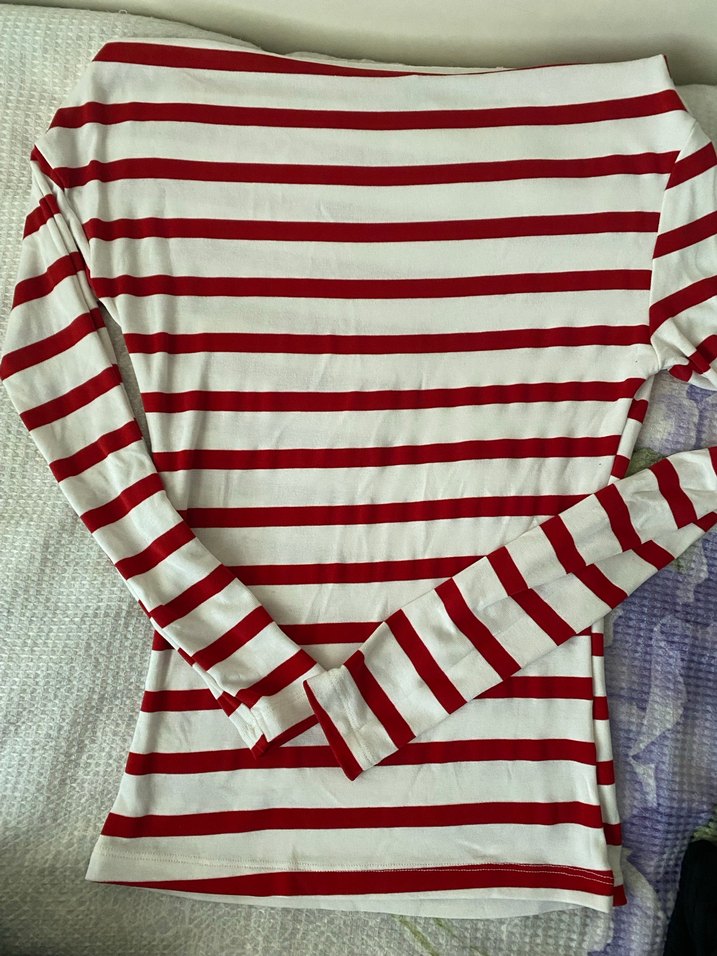 Kırmızı Çizgili Bluz - Görsel 5