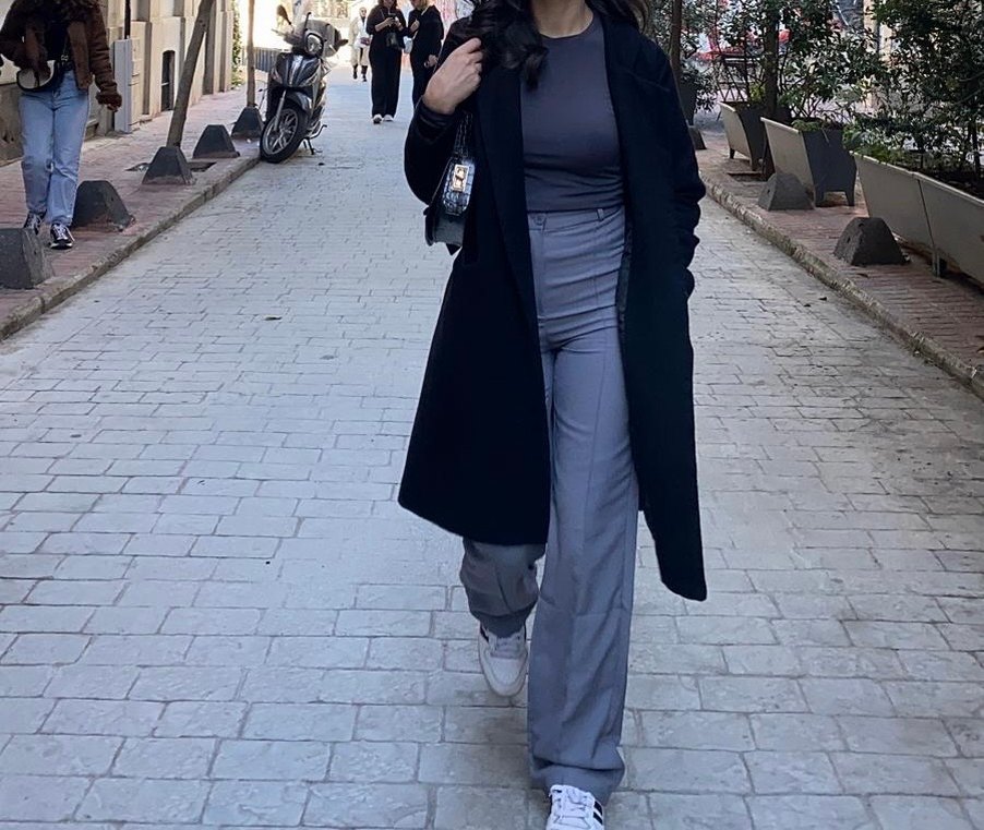 Kadın Siyah Uzun Kaşe Kaban - Görsel 5