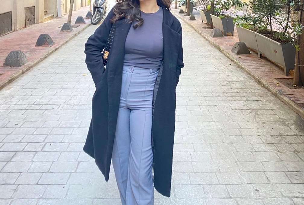 Kadın Siyah Uzun Kaşe Kaban - Görsel 4