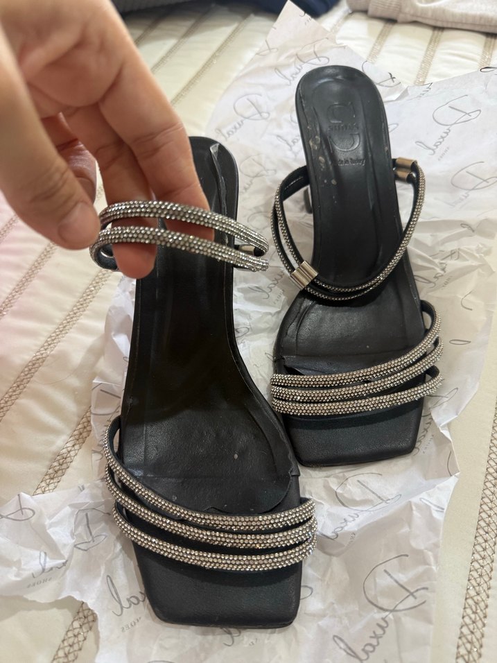 Parlak Siyah Yılan Desenli Stiletto Kadın Ayakkabı - Görsel 2