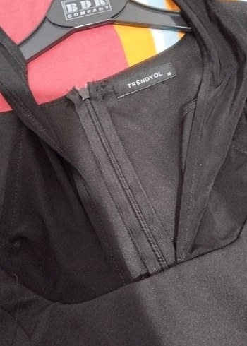 Siyah V Yaka Uzun Kollu Mini Elbise - Görsel 4