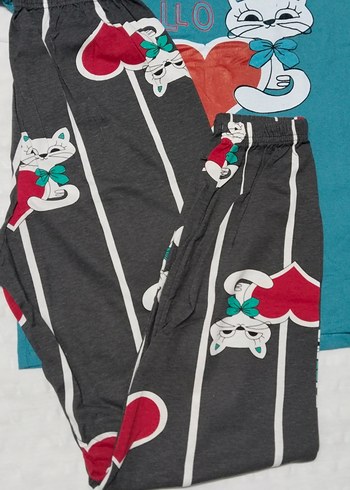 Renkli Baskılı Bayan Kısa Kollu Pijama Takımı - Görsel 4