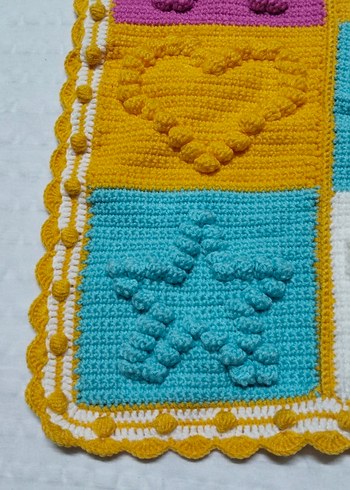 Renkli Nakışlı Örgü Çocuk Battaniyesi - Görsel 5