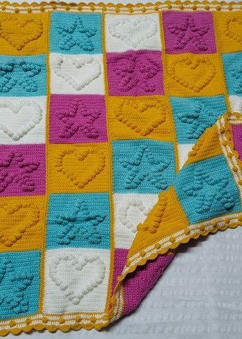 Renkli Nakışlı Örgü Çocuk Battaniyesi - Görsel 2