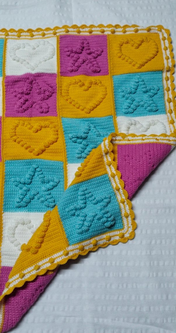 Renkli Nakışlı Örgü Çocuk Battaniyesi - Görsel 3