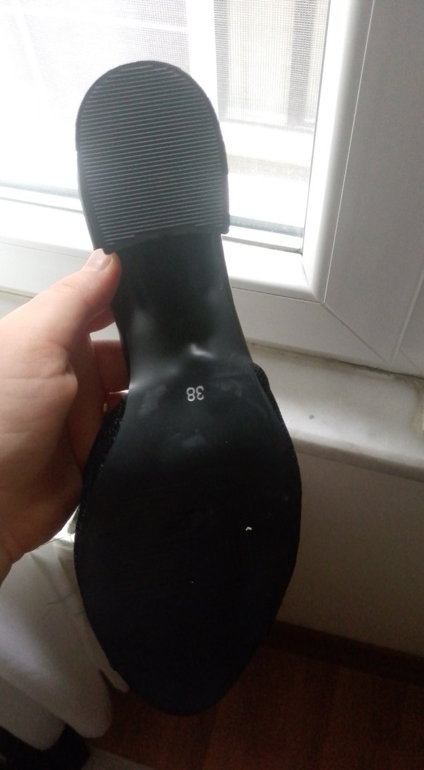 Siyah Yüksek Topuklu Kadın Terlikler - Görsel 4