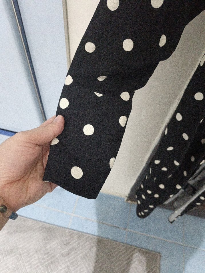 Puantiye Desenli Uzun Kollu midi elbise - Görsel 5