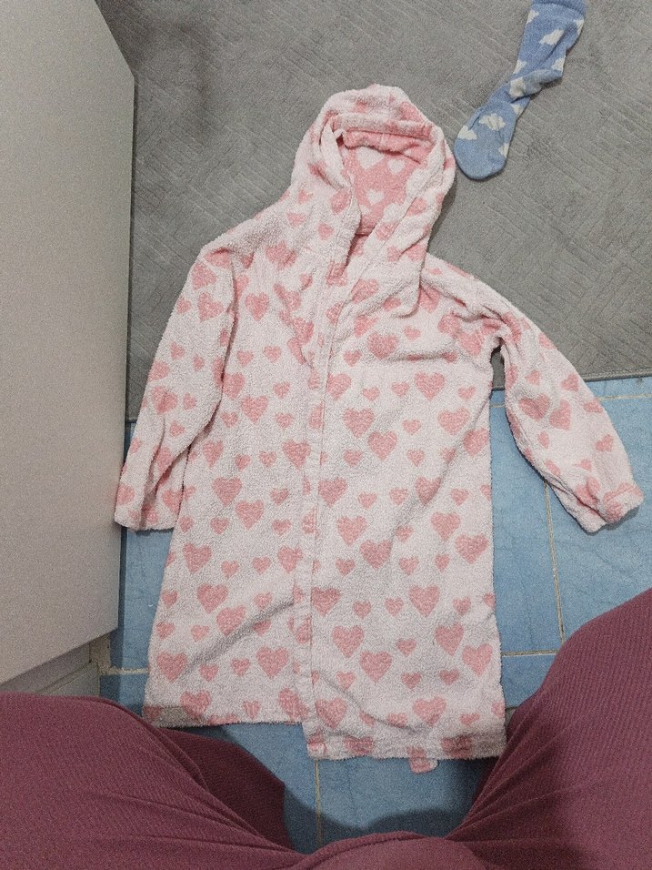 Kız Çocuk Kalp Desenli Pembe Bornoz - Görsel 3