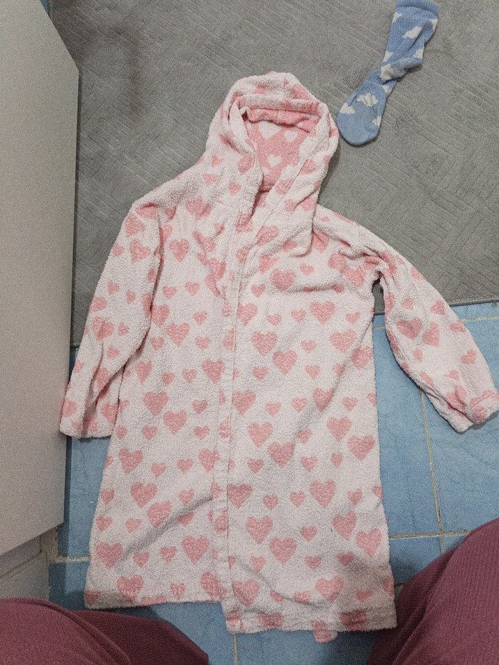 Kız Çocuk Kalp Desenli Pembe Bornoz - Görsel 4