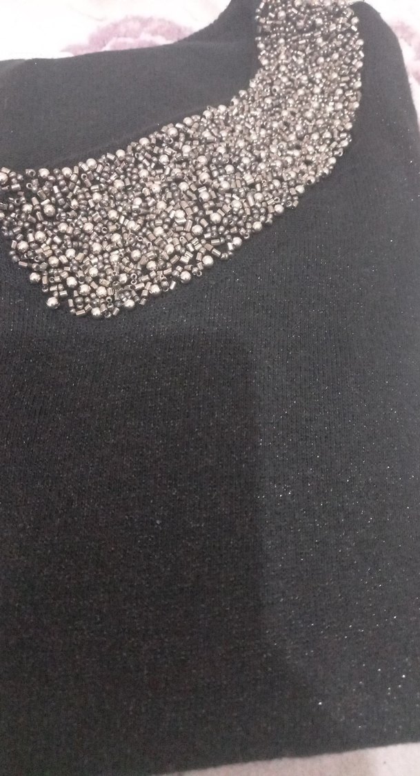 Nakışlı Yakalı Siyah Kadın Kazak - Görsel 2