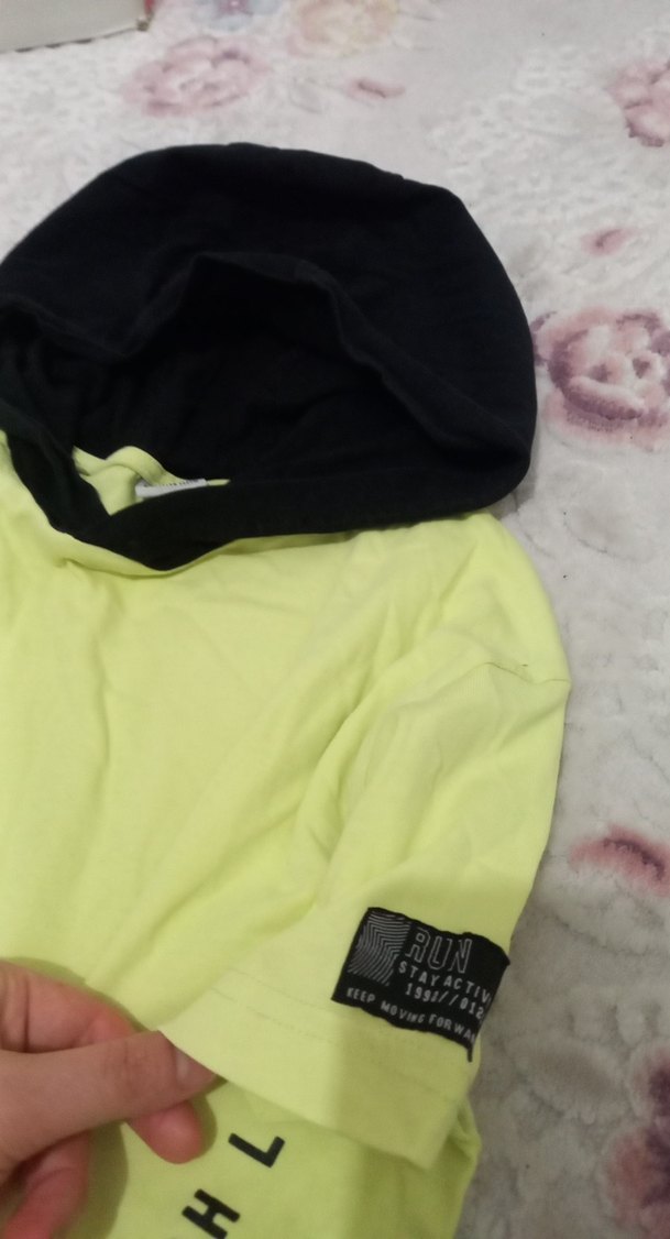 Sarı Kapüşonlu Sokak Stili Erkek Tişört - Görsel 3