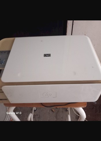 Beyaz Hafif Renkli Yazıcı - Görsel 2