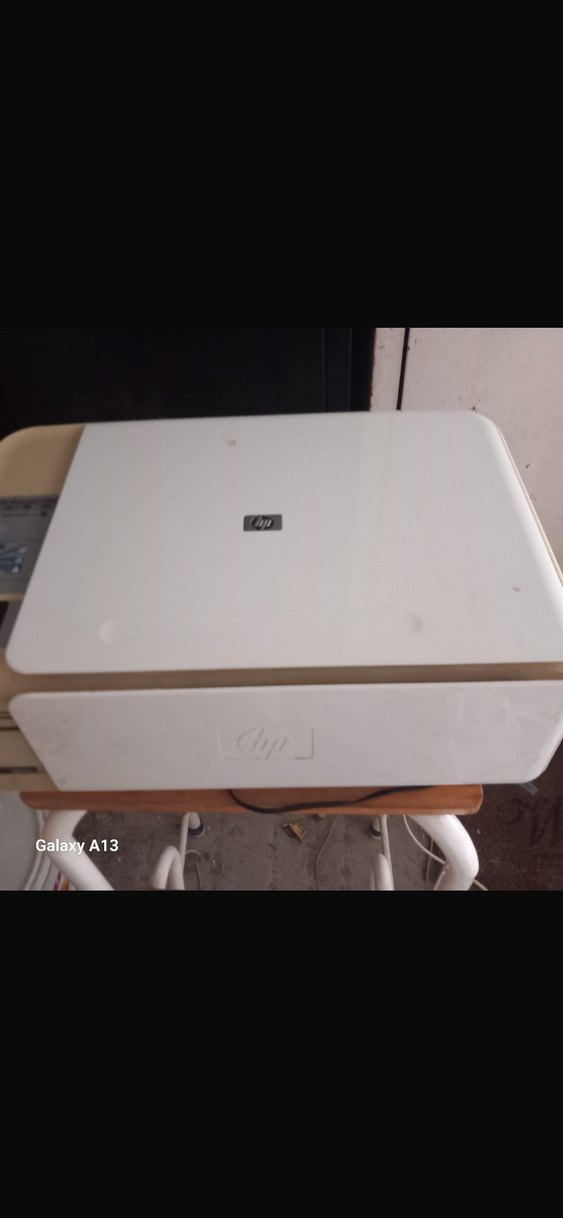 Beyaz Hafif Renkli Yazıcı - Görsel 2