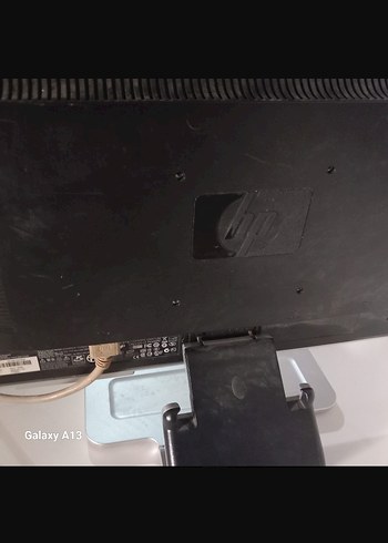 Gri Renkli Monitör - Görsel 4