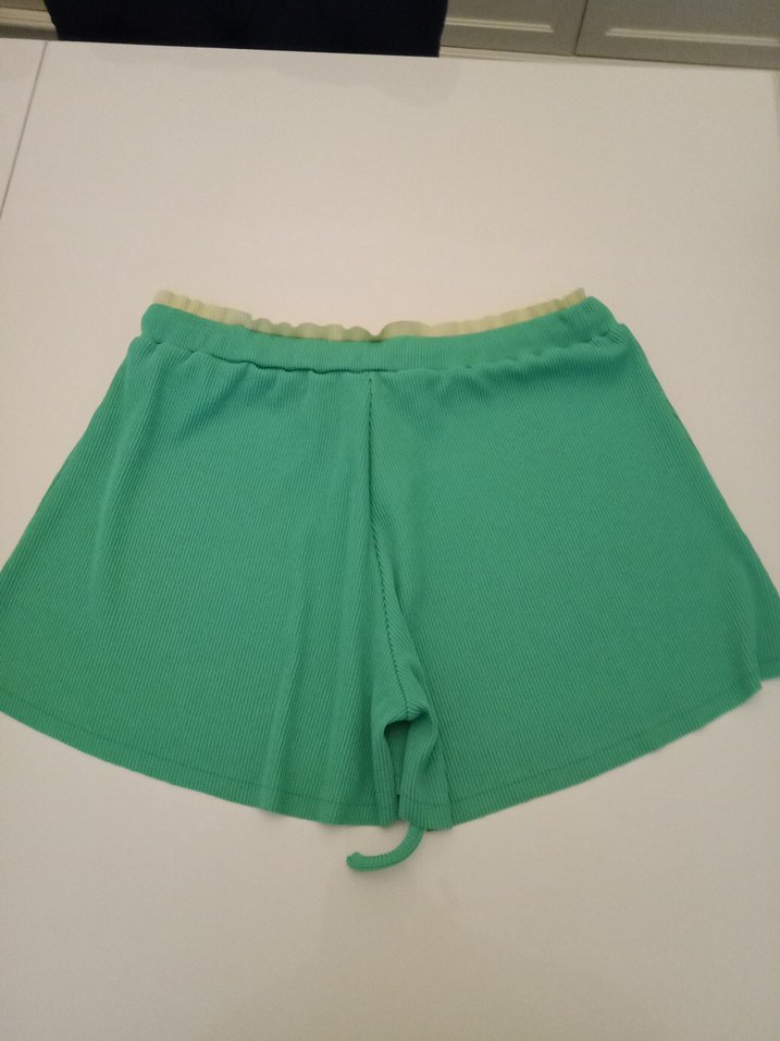 Kadın Yeşil Pilili Mini Şort - Görsel 2