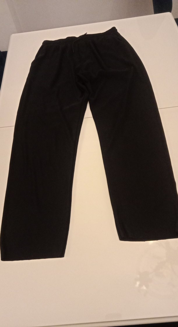 Siyah Düğmeli Kısa Kollu Kadın Gömlek - Görsel 4