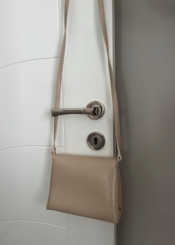 Koton Bej Deri Kemer Detaylı Kadın Çanta - Görsel 2